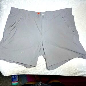 Merrell 6 inch SelectWick Stretchy Hiking Shorts Women’s 12 Zipper Pocket Gray